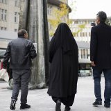 Le National est d'accord avec la loi fédérale dite "anti-burqa". Il devrait être interdit de se dissimuler le visage en public (illustration).